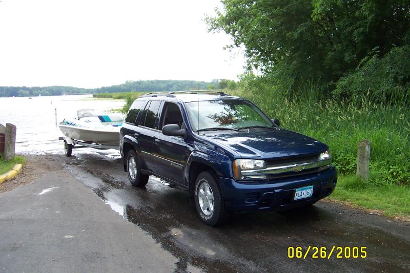 goose backing boat 2.JPG